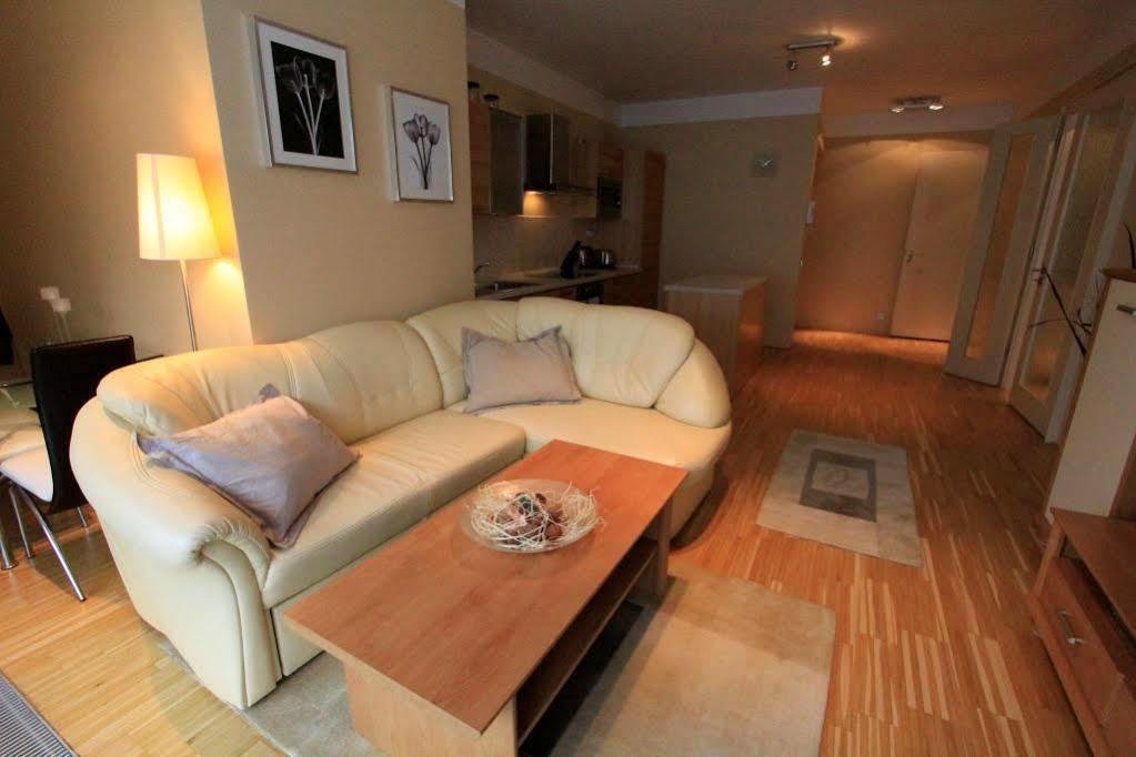 Luxury Apartment River Diamond Residence Praga Exterior foto