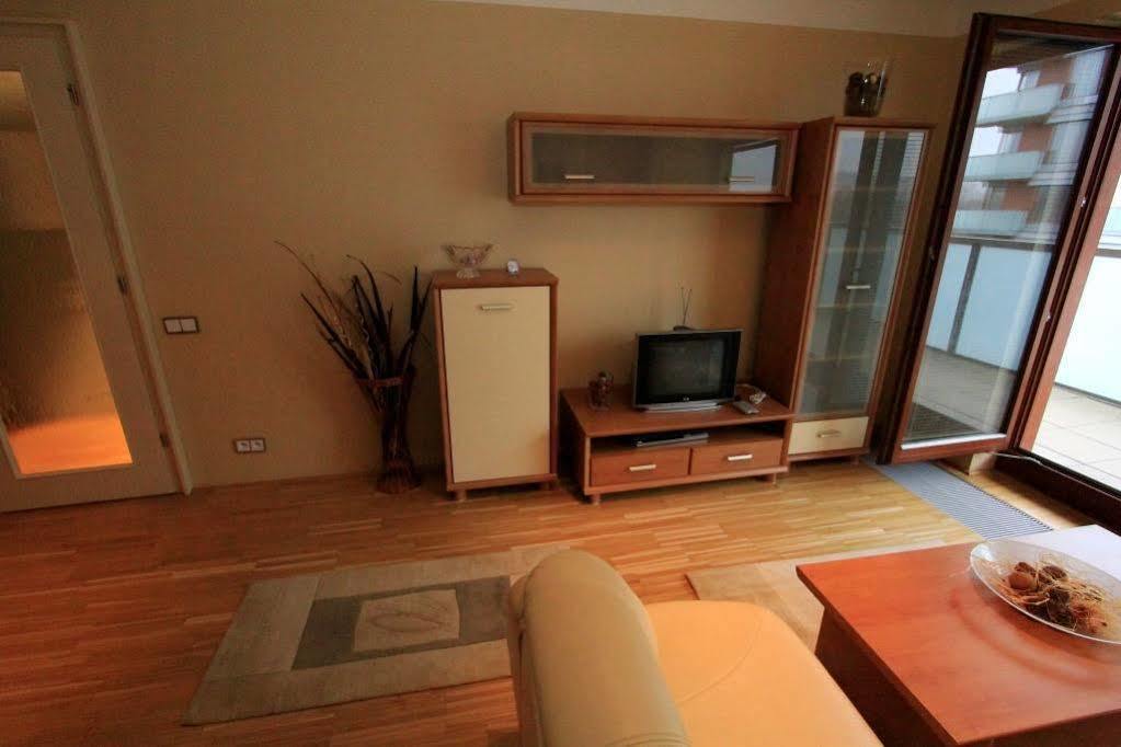 Luxury Apartment River Diamond Residence Praga Exterior foto
